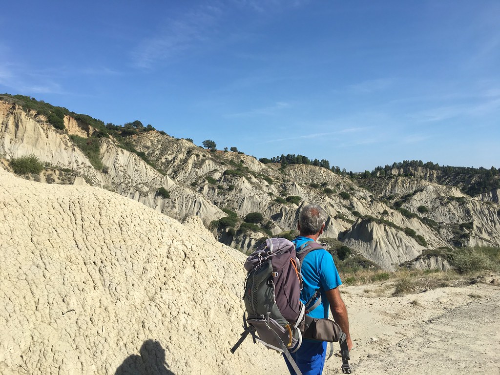 Trekking tra i canyon d’argilla di Aliano nei suggestivi luoghi di Carlo Levi. - Parco Nazionale del Pollino
